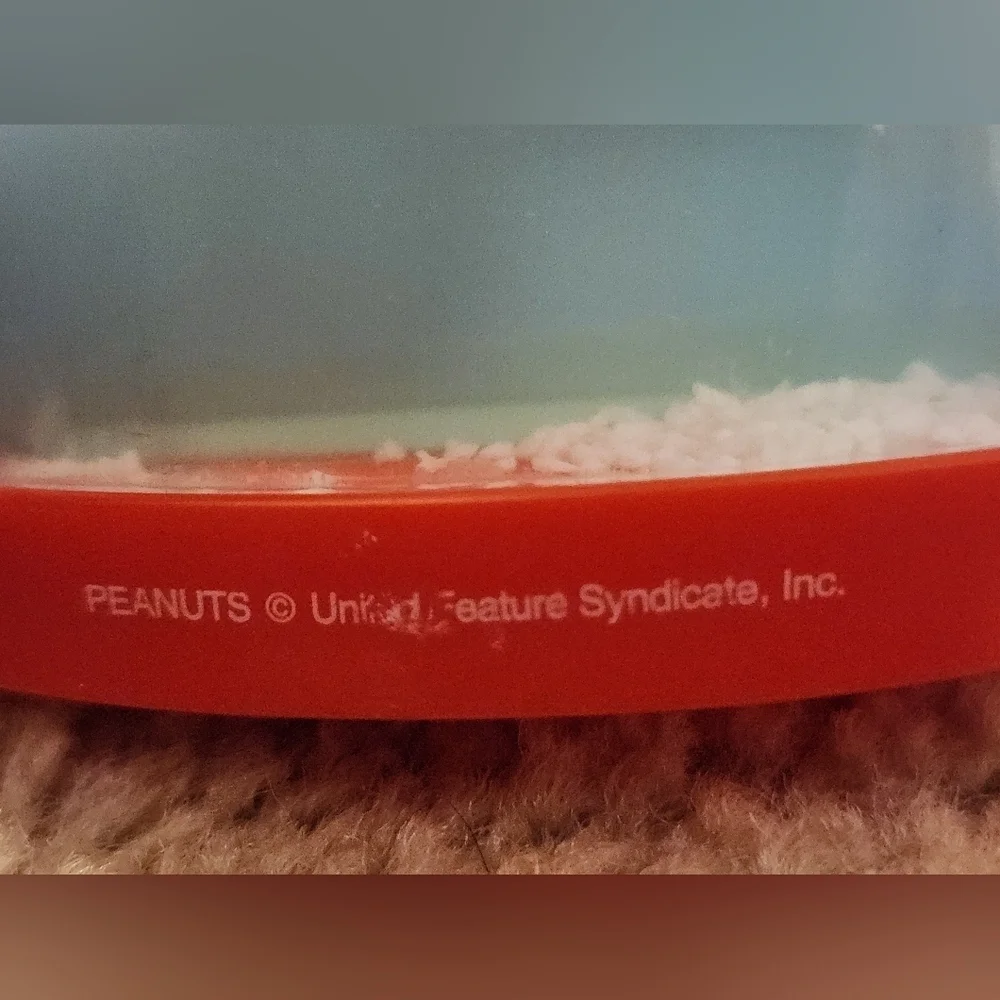Peanuts‎ Christmas Snow Globe Charlie Brown Happy Holidays Plastic